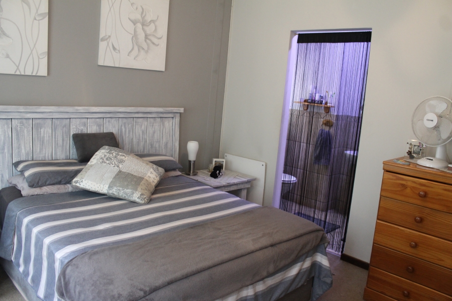 3 Bedroom Property for Sale in The Coves North West